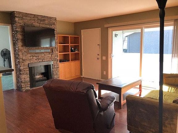 Spacious living room