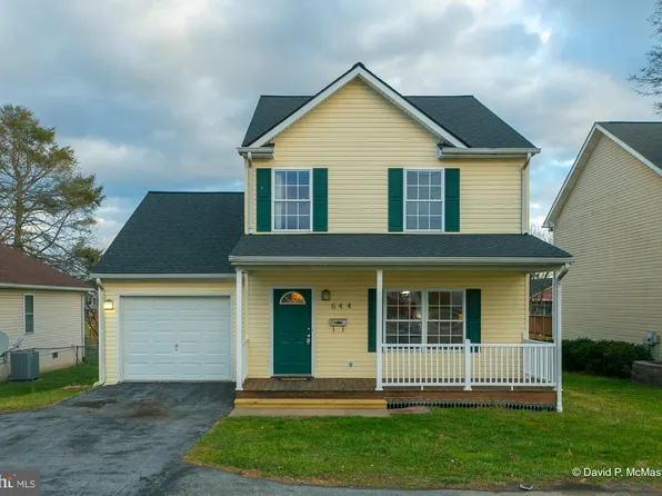 644 Jefferson Ave, Charles Town, WV 25414