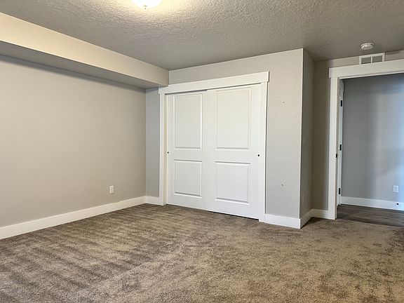 4th image of 14349 S Abbey Bend Ln