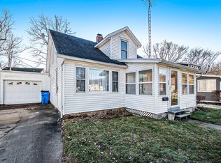 28 Marmont St, Niles, MI 49120