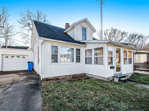 28 Marmont St, Niles, MI 49120