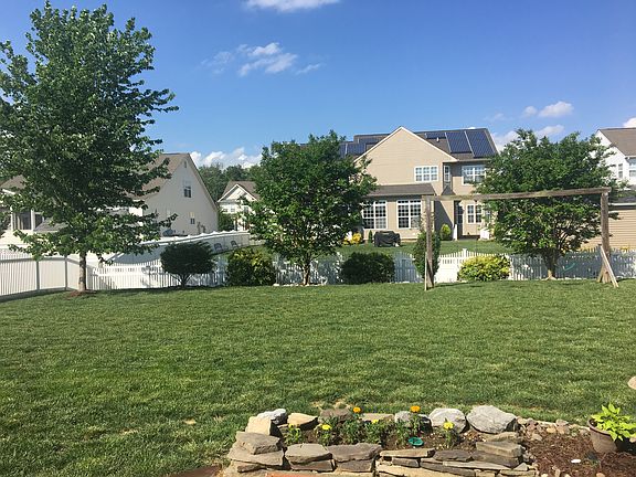 5th image of 41620 Matthew Ct