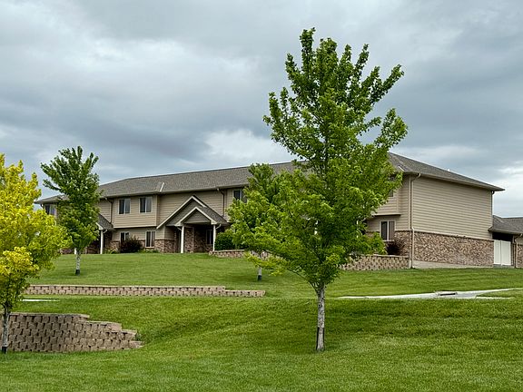 2nd image of 4839 10th Ave