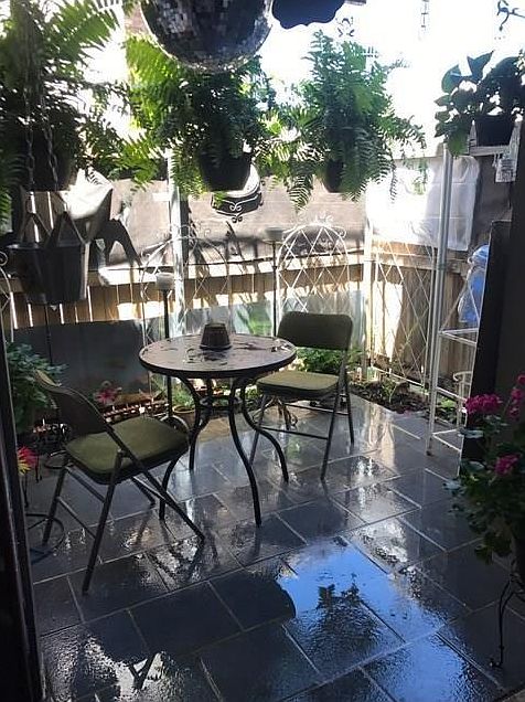 1st image of 1106 Country Club Ln APT 102