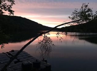 39 Greenview Rd, New Milford, CT 06776