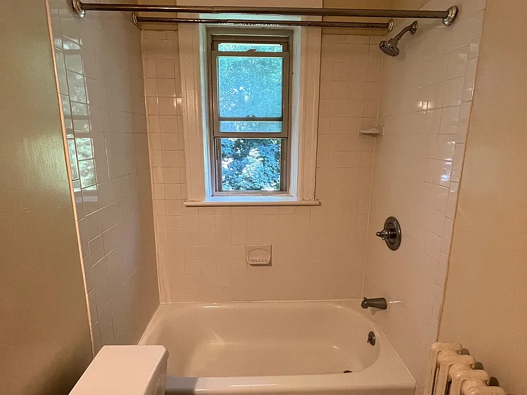 25 Hammersley Ave #7 — Photo 6