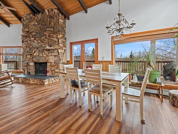 3rd image of 1438 Dupont Ln