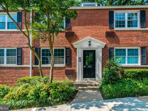 104 N Trenton St APT 4, Arlington, VA 22203