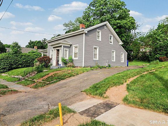 4th image of 733 Broad Street