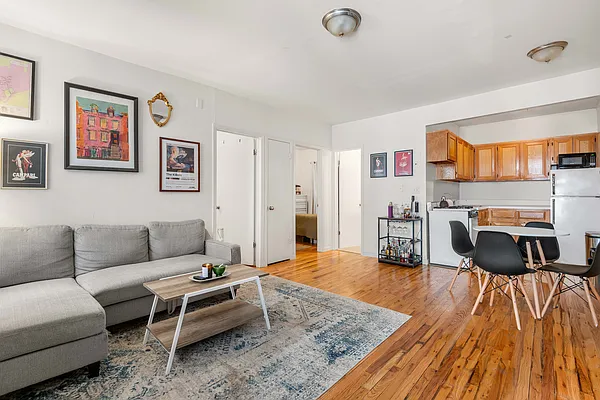 Rented by The Agency | media 8