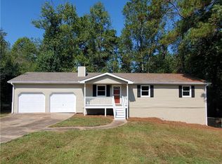 7650 Cheviot Dr, Winston, GA