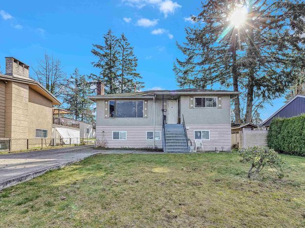 14028 Grosvenor Rd, Surrey, BC V3R 5G5