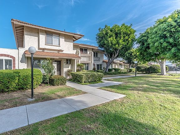 2nd image of 10084 Cabo Dr