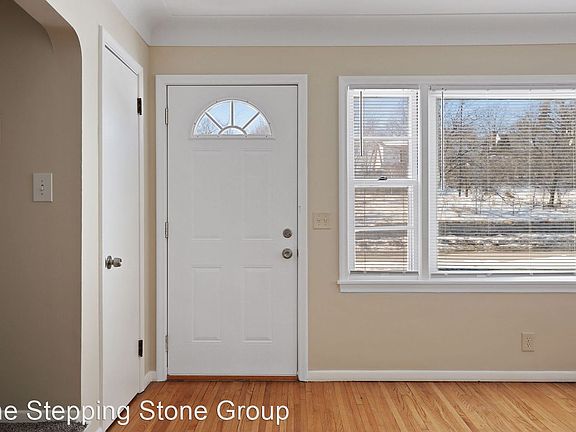 5th image of 627 Penn Ave S