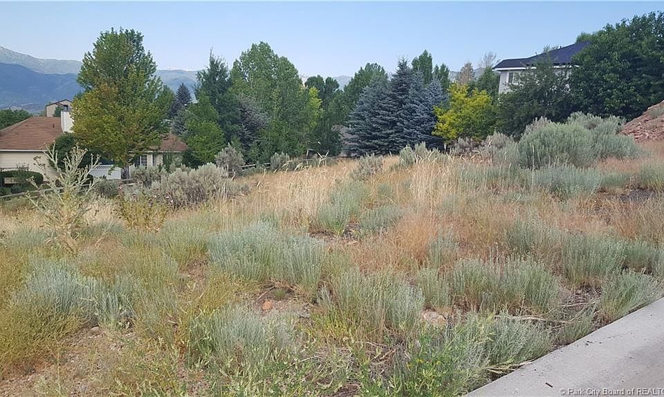 1st image of 1075 N Valley Dr #24