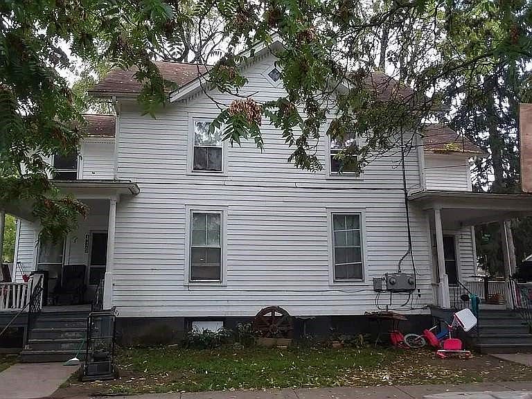 1st image of 419-421 W 4th St