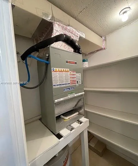 13455 NE 10th Ave #405 — Photo 14