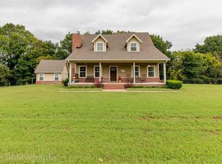 24210 Lake Francis Rd, Siloam Springs, AR 72761