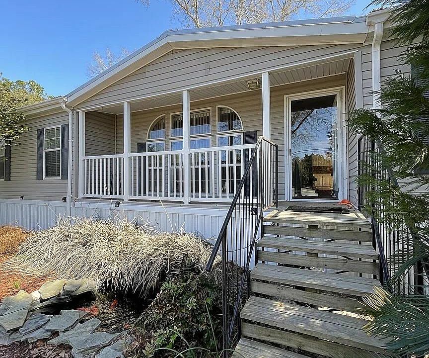 1st image of 8409 Smallwood St