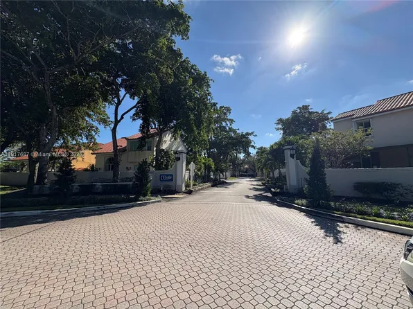 3195 N 36th Ave, Hollywood, FL 33021