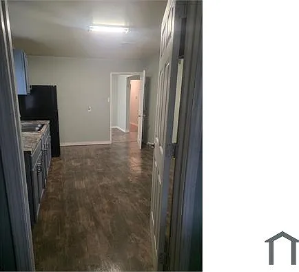 3 bed, 1100 sqft, $1,400 — Photo 2