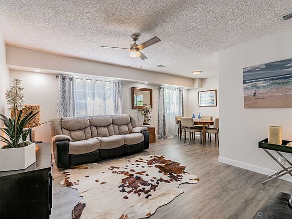4th image of 3630 Rosetree Dr