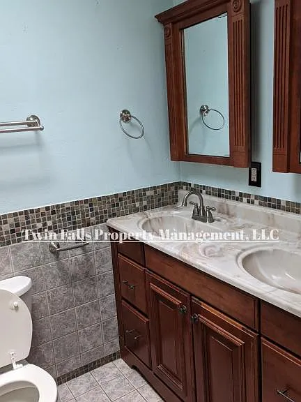 2121 Sherry Cir — Photo 13