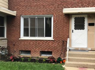 4719 Main St #B, Skokie, IL 60076