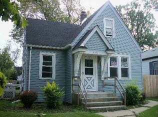 2701 W Ridgeland Ave, Waukegan, IL