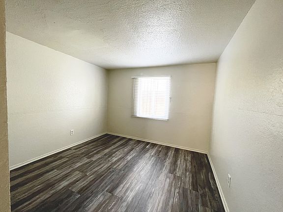 4th image of 11031 San Juan St #A