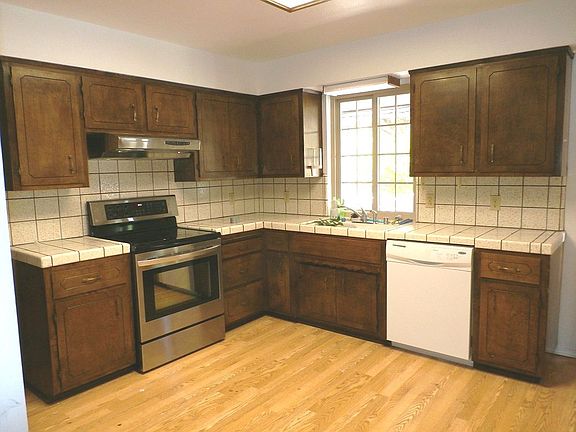 5th image of 2355 Knollwood Dr