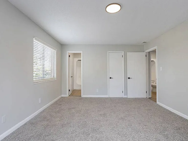 The Onyx Hoover Apartments — Photo 49