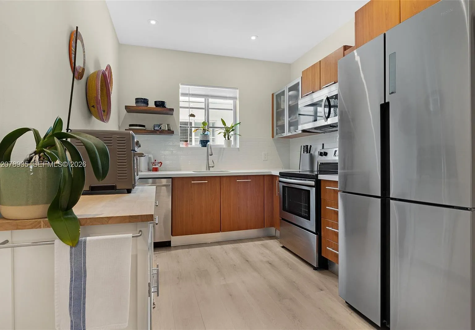 Sage On 15th Condo — Photo 3