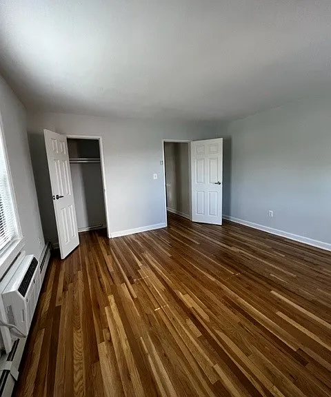 Highland Manor Apartments — Photo 17