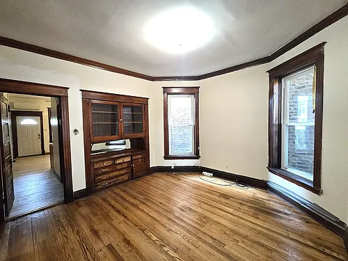 6339 S Eberhart Ave #1 Photo 1
