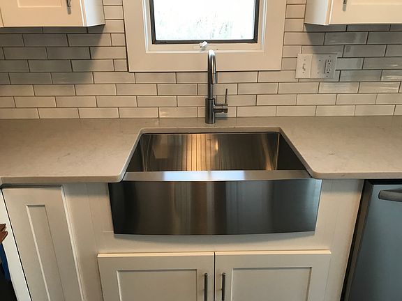 3rd image of 510 Hickory Dr
