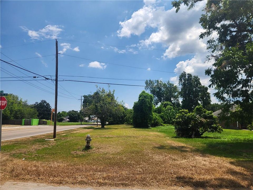 1st image of 240 Pollock Pl
