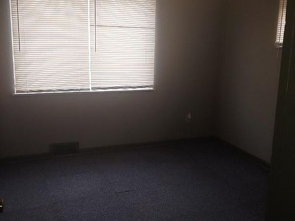 4th image of 2191 Westwood Northern Blvd