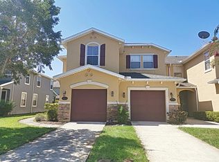 8868 Grassy Bluff Dr, Jacksonville, FL 32216