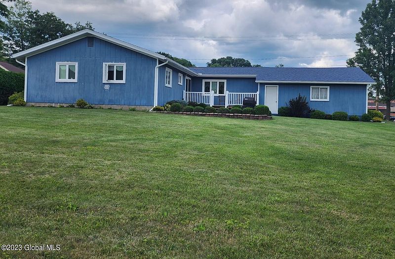 3rd image of 191 Grandview Drive