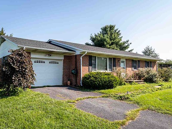 3rd image of 8671 McGaheysville Rd