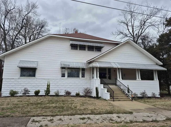 912 Exchange St, Union City, TN 38261