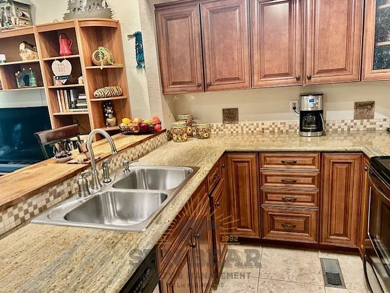 807 Alder Ave #13 — Photo 7