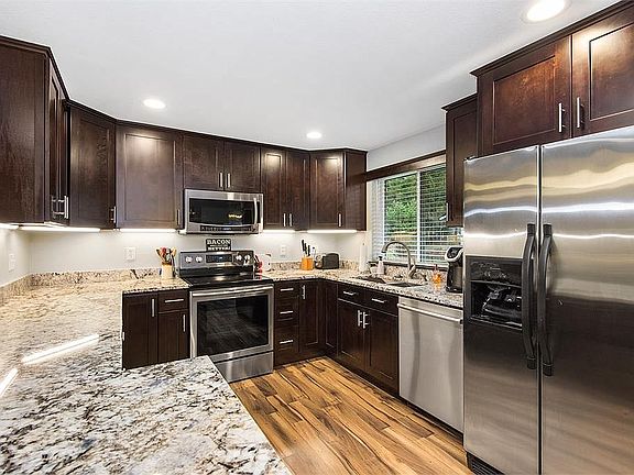 4th image of 13999 NW Dolly Varden Ln