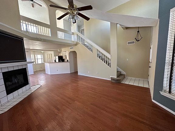 5th image of 1212 Desert Jewel Dr