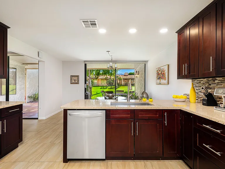 75149 Kiowa Dr — Photo 17