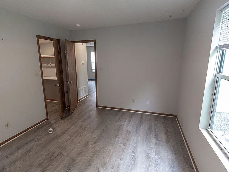 3263 S Brampton Ct — Photo 7