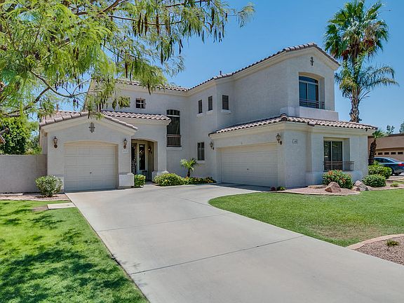 4th image of 469 S Bahama Dr