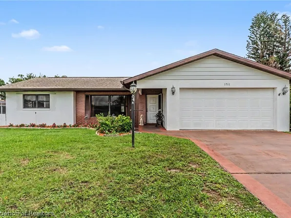 1711 Sunrise Pl, Sebring, FL 33870