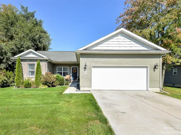 232 Cherry St, Milan, MI 48160